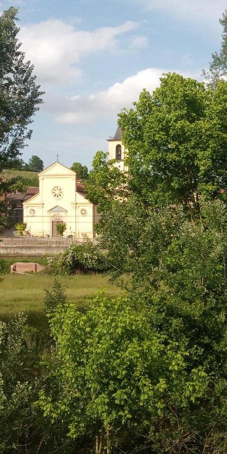 Casa Appartamento Vacanze La Fermata Delle Rondini Castello di Annone Екстериор снимка