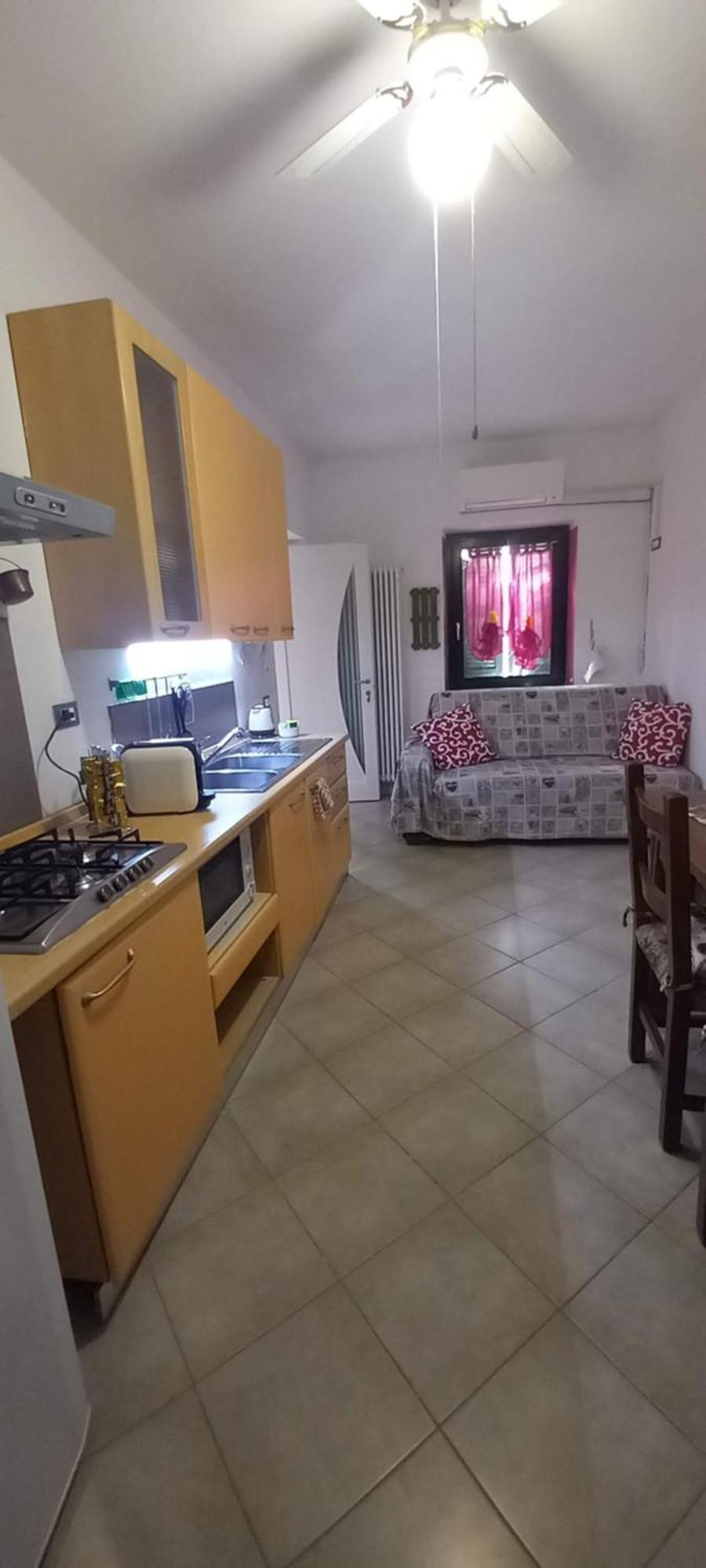 Casa Appartamento Vacanze La Fermata Delle Rondini Castello di Annone Екстериор снимка