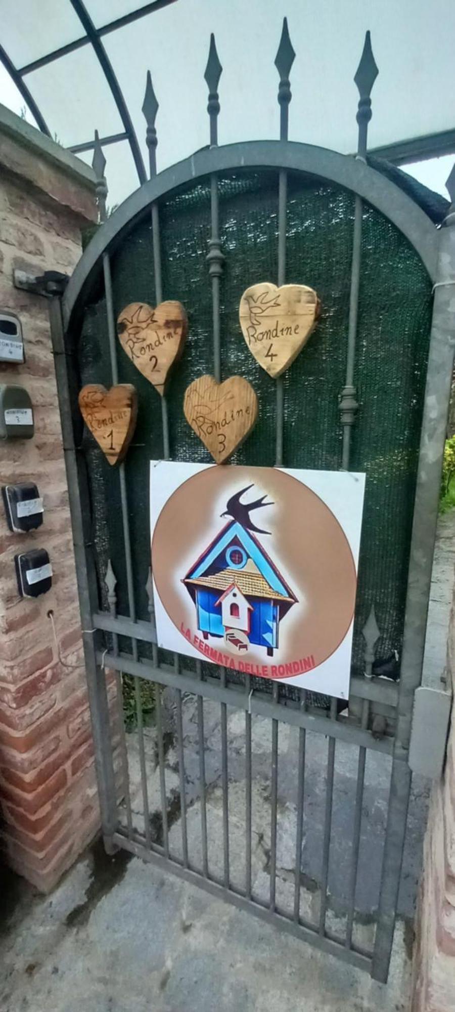 Casa Appartamento Vacanze La Fermata Delle Rondini Castello di Annone Екстериор снимка