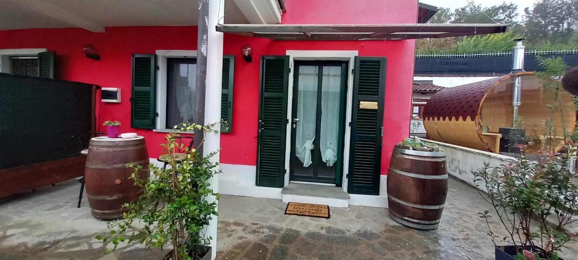 Casa Appartamento Vacanze La Fermata Delle Rondini Castello di Annone Екстериор снимка
